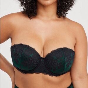 Torrid Curves Strapless Bra Size 40 C Lace Green & Black Lift Support Spandex